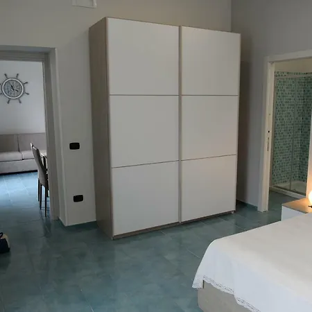 Casa Del Porto Al Borgo Marinari Vakantiehuis
