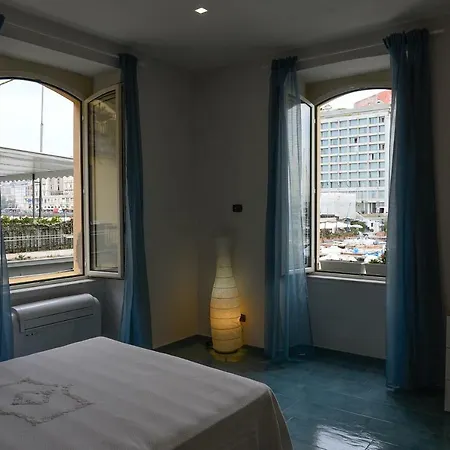 Casa Del Porto Al Borgo Marinari *